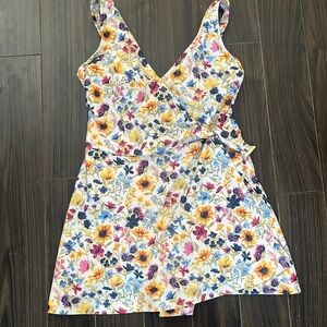 Old Navy Floral Swim Suit Front Tie Size Small